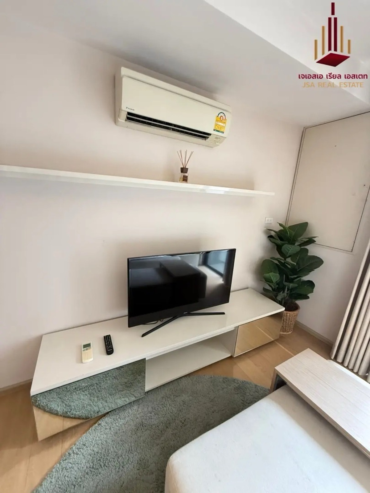 Sell with tenant 🔥 Liv@49 ราคาดีใกล้บีทีเอสทองหล่อ