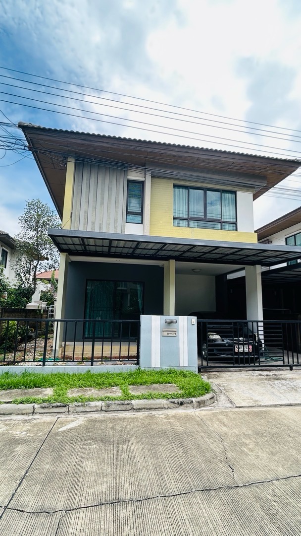 2-storey detached house for rent, clean, new condition, near Demonstration School, 4 air conditioners
