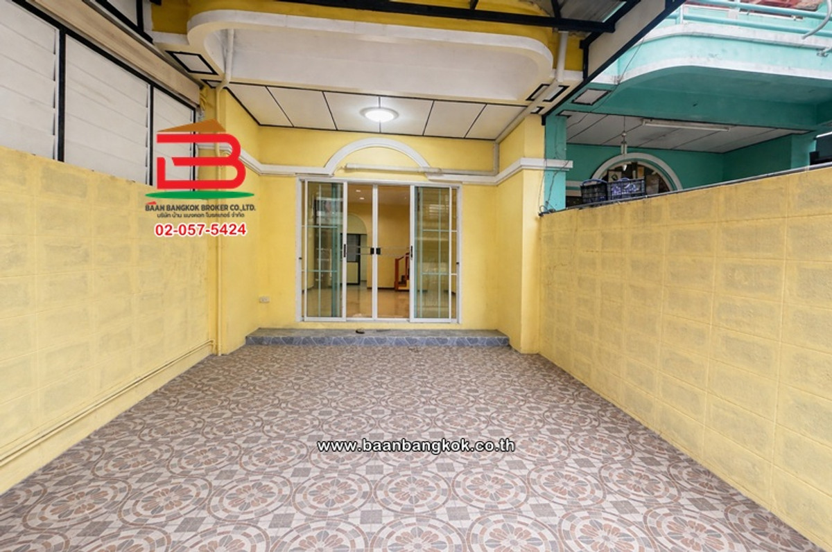 ทาวน์โฮม เนื้อที่ 19 ตร.ว. หมู่บ้านเกษราคลาสสิคโฮม (ซ.17), (ซอยเสรีไทย 81/2) ถนนเสรีไทย-สวนสยาม แขวงคันนายาว เขตคันนายาว – รูปที่ 3