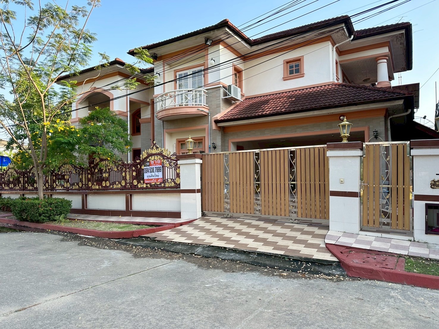 ขายบ้านเดี่ยว 2 ชั้น หมู่บ้านมัณฑนา ธนบุรีรมย์ หลังใหญ่ แปลงมุม ซอยประชาอุทิศ 129 ขายบ้านเดี่ยว 2 ชั้น หมู่บ้านมัณฑนา ธนบุรีรมย์ หลังใหญ่ แปลงมุม ซอยประชาอุทิศ 129