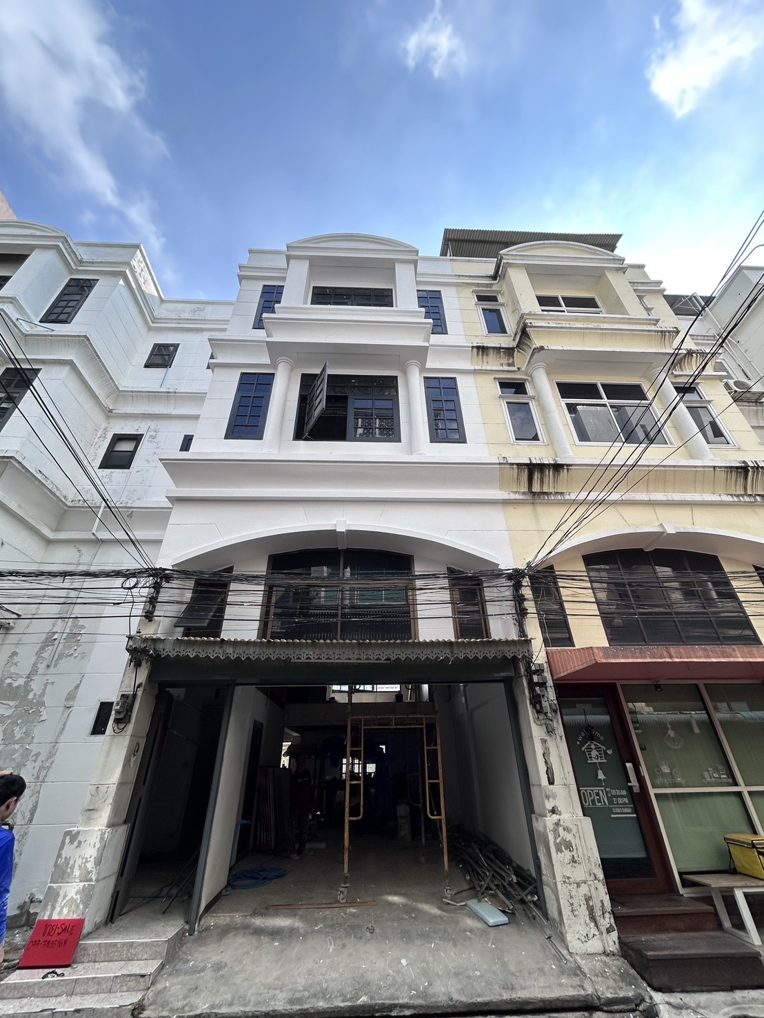 ให้เช่า: ทาวน์เฮาส์ 3 ชั้น ในย่านพร้อมพงษ์ เหมาะสำหรับร้านอาหาร Hostel – รูปที่ 2