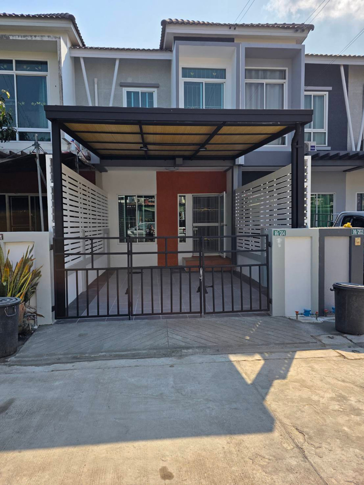 J125|บ้านเดี่ยว 2 ชั้น โครงการ นันทวันสกุลดี Nantawan Sakuldee ถนน สกุลดี แขวงหนองจอก เขตหนองจอก กรุงเทพมหานคร (ราคา 1,950,000 บาท)