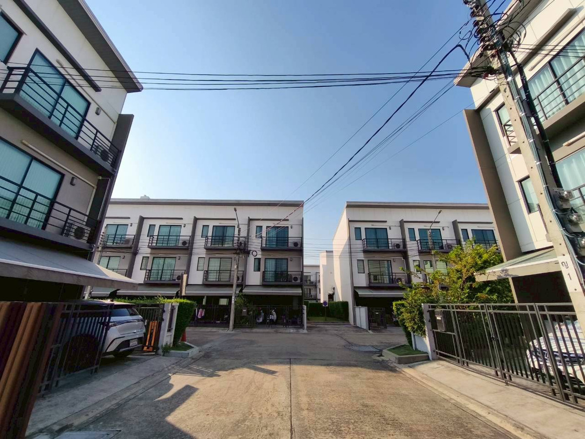 ✨ ขายทาวน์โฮม 3 ชั้น บ้านกลางเมือง ปิ่นเกล้า - จรัญ 💰 ราคาเพียง 4.2 ล้านบาท – รูปที่ 3