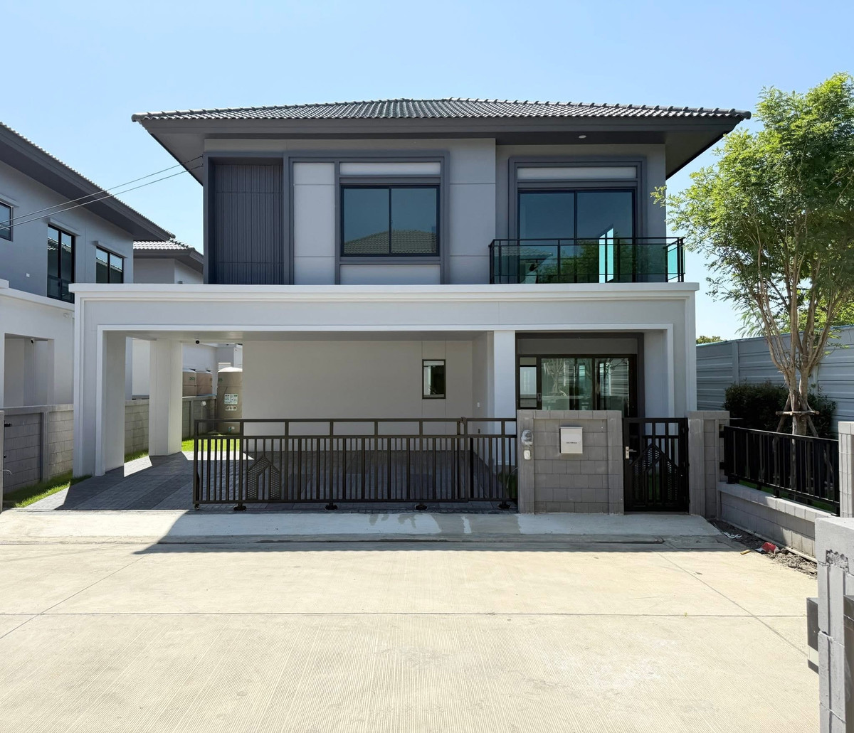 บ้านเดี่ยว บริทาเนีย บางนา - ศรีวารี / 4 ห้องนอน (เช่า), House Britania Bangna - Srivaree / 4 Bedrooms (FOR RENT) POON211