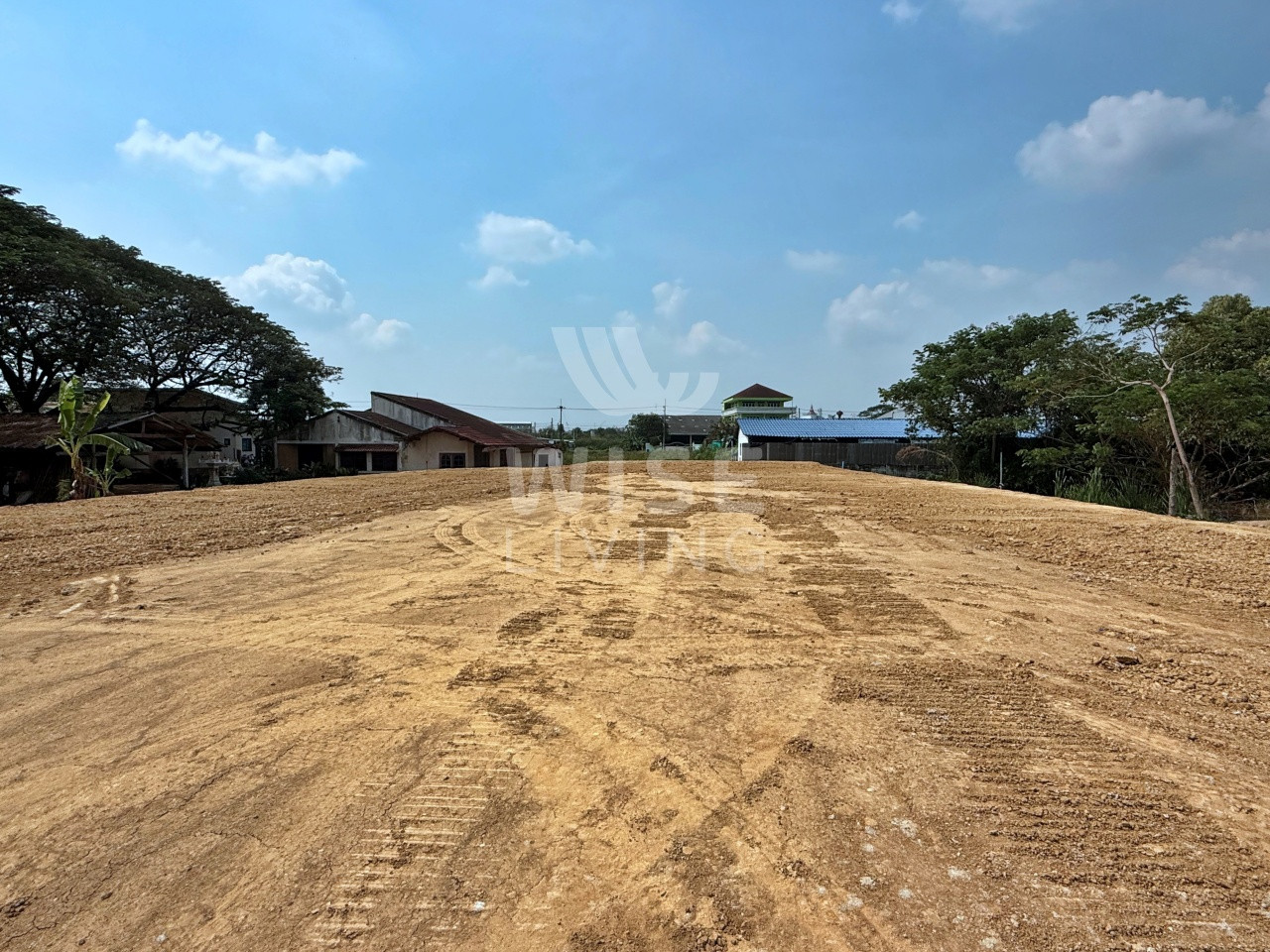 Urgent! Filled Land for Sale in Prime Location, Ratchamanka Rd., Near Central Nakhon Pathom Urgent! Filled Land for Sale in Prime Location, Ratchamanka Rd., Near Central Nakhon Pathom