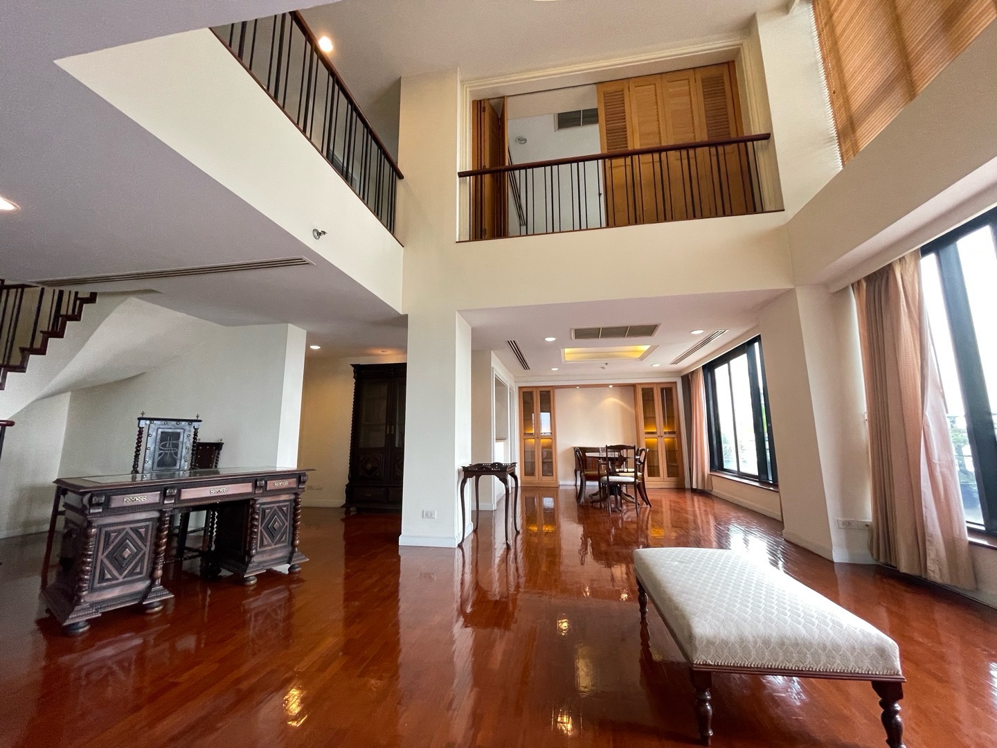 For Rent - Duplex Penthouse Sathorn , Perfect for Executive , Diplomats and Expats Family