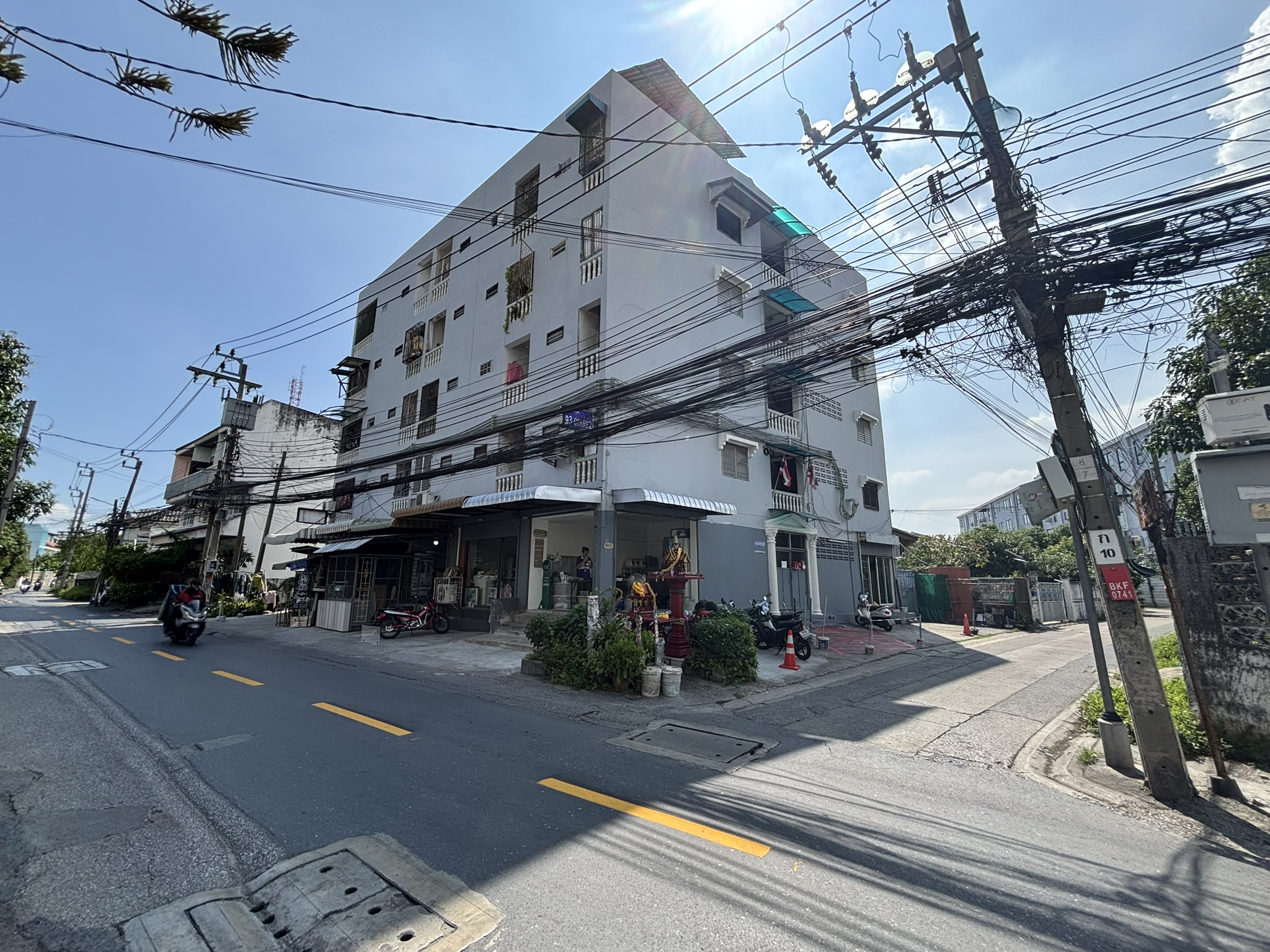 🏪 Shop for sale | Condo 93 On Nut 2 | Yield 6.2% | There are tenants | Next to the road 🔑 Condo shop On Nut | Investment for rent | Passive Income | Shop for Sale Onnut 🏪 Shop for sale | Condo 93 On Nut 2 | Yield 6.2% | There are tenants | Next to the road 🔑 Condo shop On Nut | Investment for rent | Passive Income | Shop for Sale Onnut