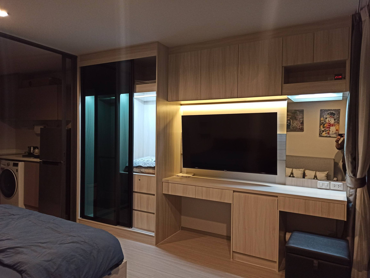 🔥 ให้เช่าคอนโด🔥 ไลฟ์ ลาดพร้าว ตกแต่ง built-in แล้ว ชั้นสูง วิวดี ระเบียงทิศใต้  ติด BTS ห้าแยกลาดพร้าว -RW007912  – รูปที่ 2