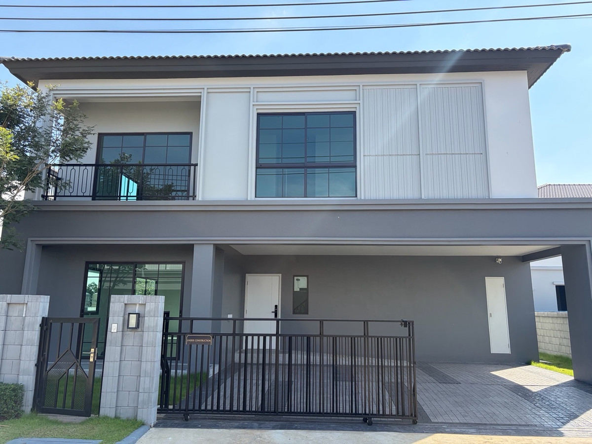 🔥Single house for sale, special discount, next to the main road, near Suvarnabhumi Airport✨ 🔥Single house for sale, special discount, next to the main road, near Suvarnabhumi Airport✨