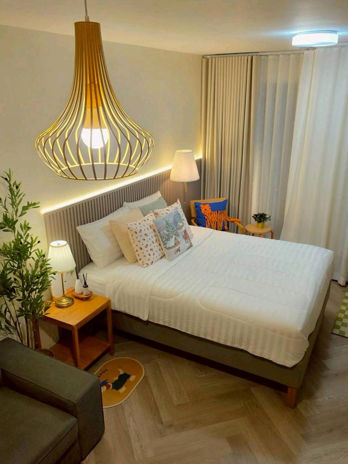 1 month rental is accepted BTS Bearing/Bangna only 650 m 7-10 mins walking to BTS 