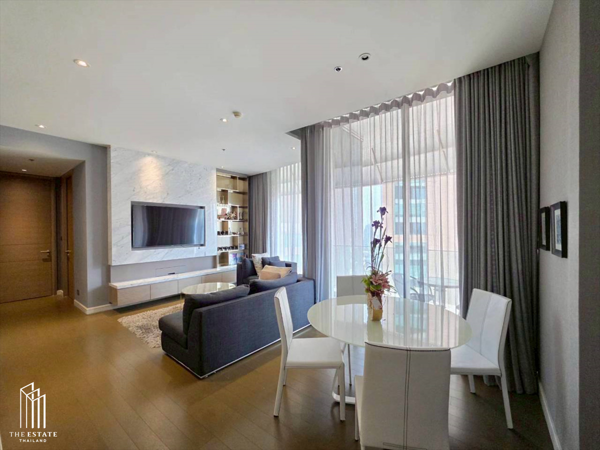 For Sale/Rent Magnolias Ratchadamri Boulevard, soak up the view of the Royal Bangkok Athletic Club, a green area in the heart of Bangkok @100,000 Baht For Sale/Rent Magnolias Ratchadamri Boulevard, soak up the view of the Royal Bangkok Athletic Club, a green area in the heart of Bangkok @100,000 Baht