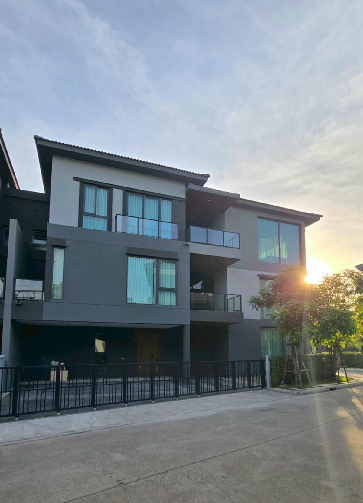 ✅ให้เช่า✅บ้านกลางเมือง ดิอิดิชั่น บางนา ✅ให้เช่า✅บ้านกลางเมือง ดิอิดิชั่น บางนา