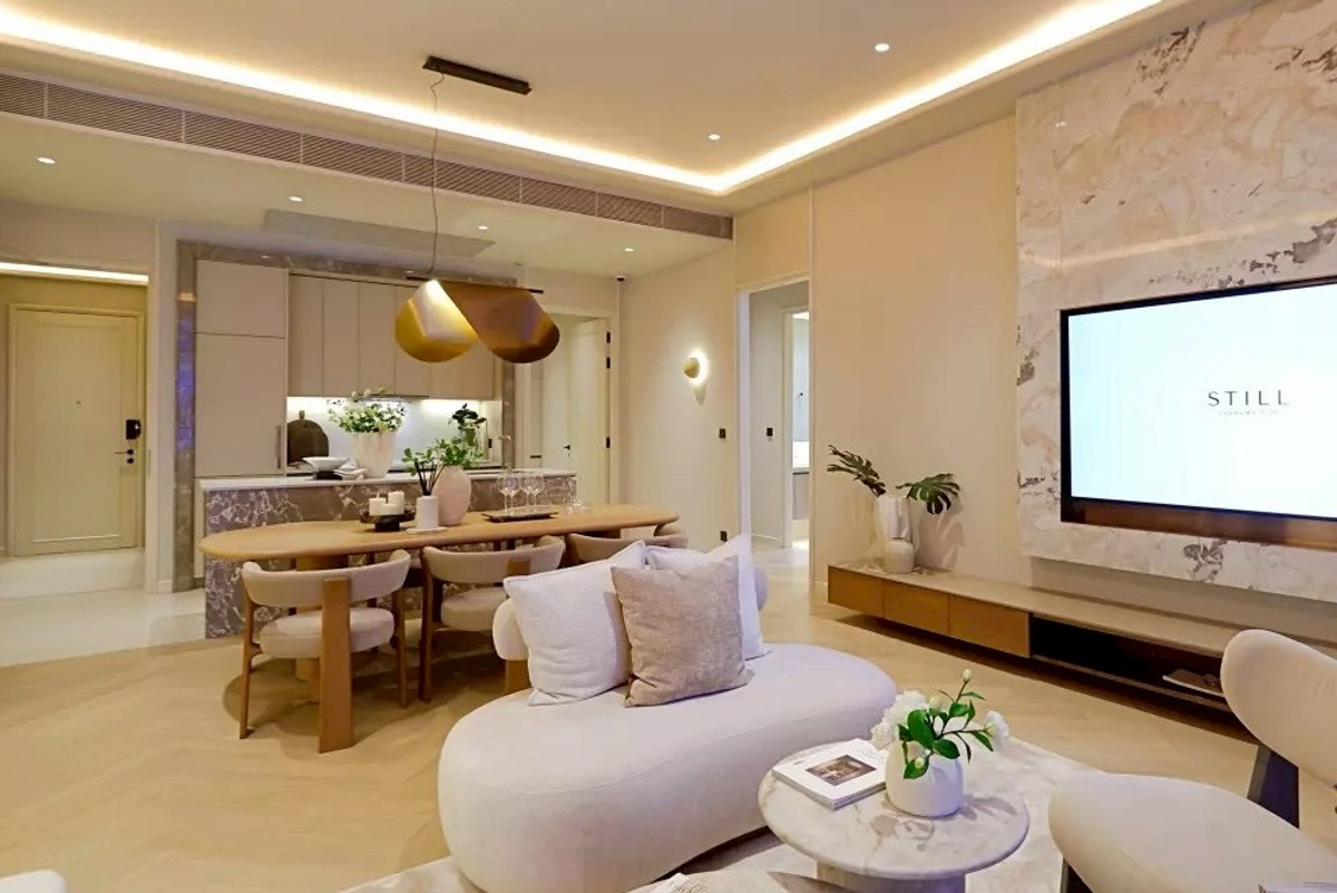 High-End Condo for Sale | Asoke | 🐈🌱Rare Pet-Friendly Luxury in City Center | Near BTS Asoke | 59,223,000 THB | Luxury condo in the heart of Asoke. Pets allowed, rare unit near BTS – LTH14814 High-End Condo for Sale | Asoke | 🐈🌱Rare Pet-Friendly Luxury in City Center | Near BTS Asoke | 59,223,000 THB | Luxury condo in the heart of Asoke. Pets allowed, rare unit near BTS – LTH14814