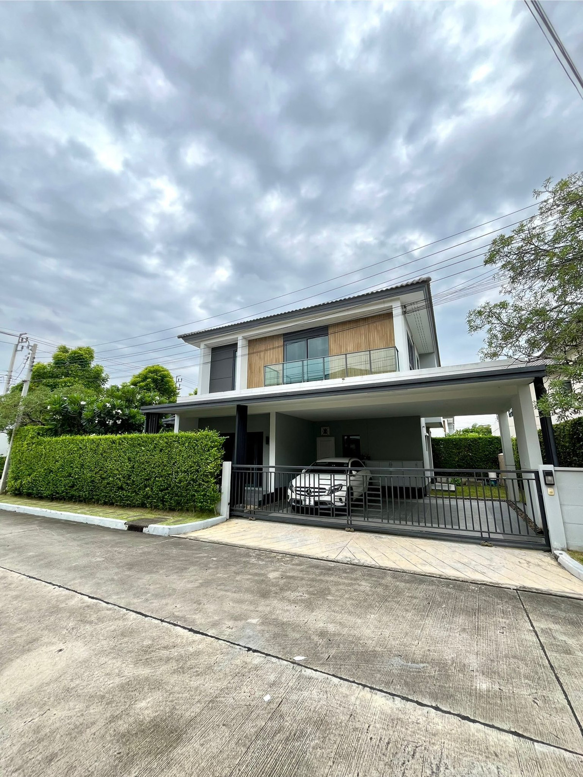 Selling at a loss of 3 million! Corner house, ready to move in completely 💎 Centro Ratchapruek 2 / 4 bedrooms (for sale), CENTRO Ratchapruek 2 / 4 Bedrooms (FOR SALE) AOM073