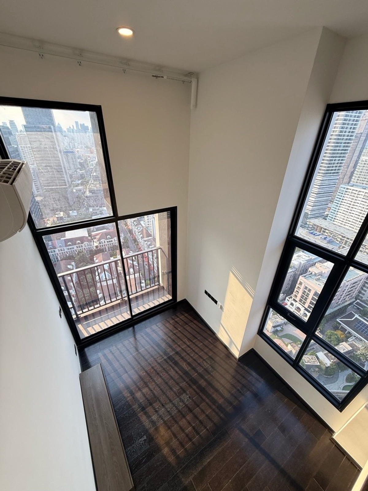 ✨DUPLEX 2 Bedroom✨ High Floor **Corner Room** at Park Origin Thonglor ✨DUPLEX 2 Bedroom✨ High Floor **Corner Room** at Park Origin Thonglor