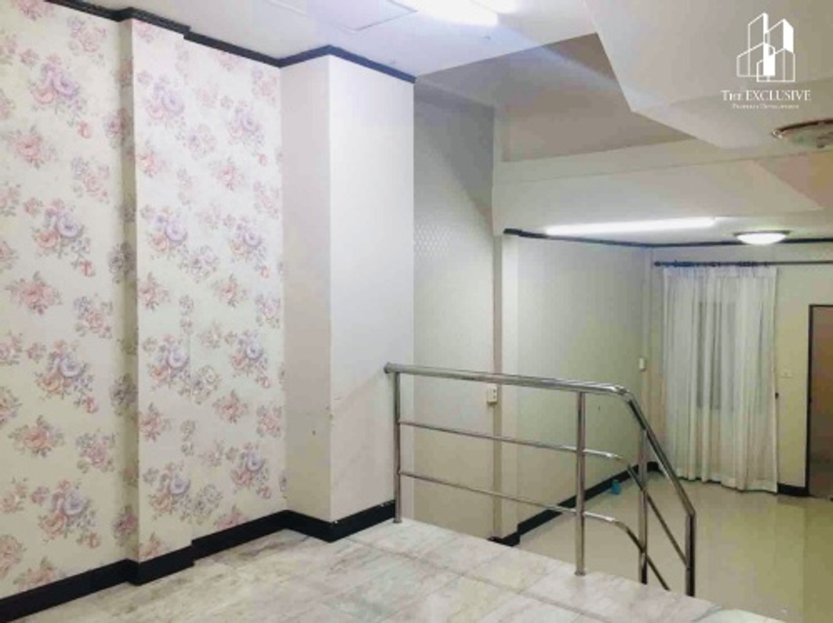 Thanakarn Village for sale, Rattanathibet, 3-story townhome, next to the main road, close to the BTS only 50 meters, suitable for own residence. Or rent it out, good location, high demand. – รูปที่ 4