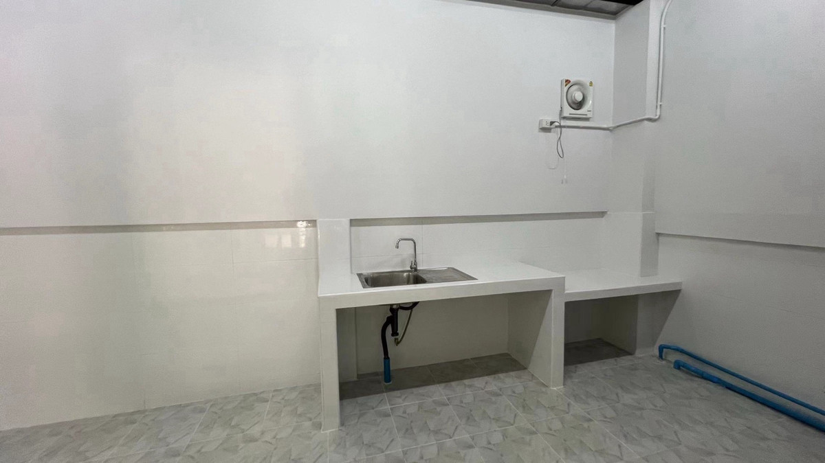 Home office next to MRT Yellow Line / 4 bedrooms, 4 bathrooms / 40,000 – รูปที่ 4