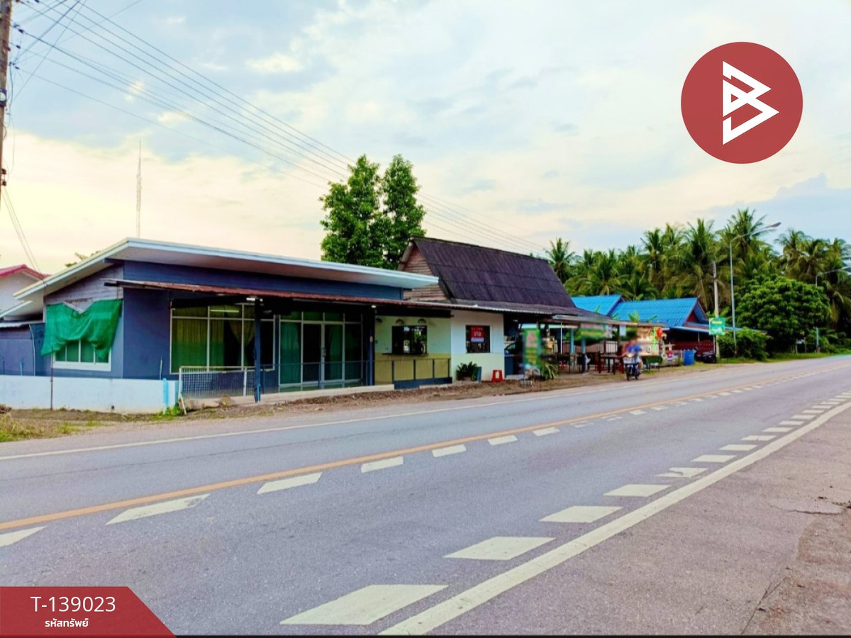 Single-storey detached house for sale, area 1 ngan 61.5 sq m, Bang Khonthi, Samut Songkhram. Single-storey detached house for sale, area 1 ngan 61.5 sq m, Bang Khonthi, Samut Songkhram.