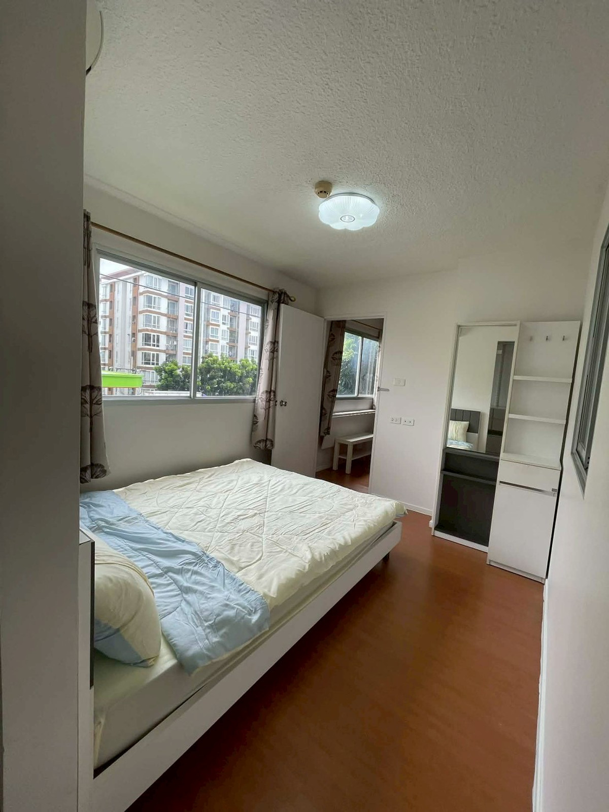 (รหัส SM1820) ขายคอนโด โครงการ Lumpini Condo Town Romklao - Suvarnabhumi : ลุมพินี คอนโดทาวน์ ร่มเกล้า - สุวรรณภูมิ
