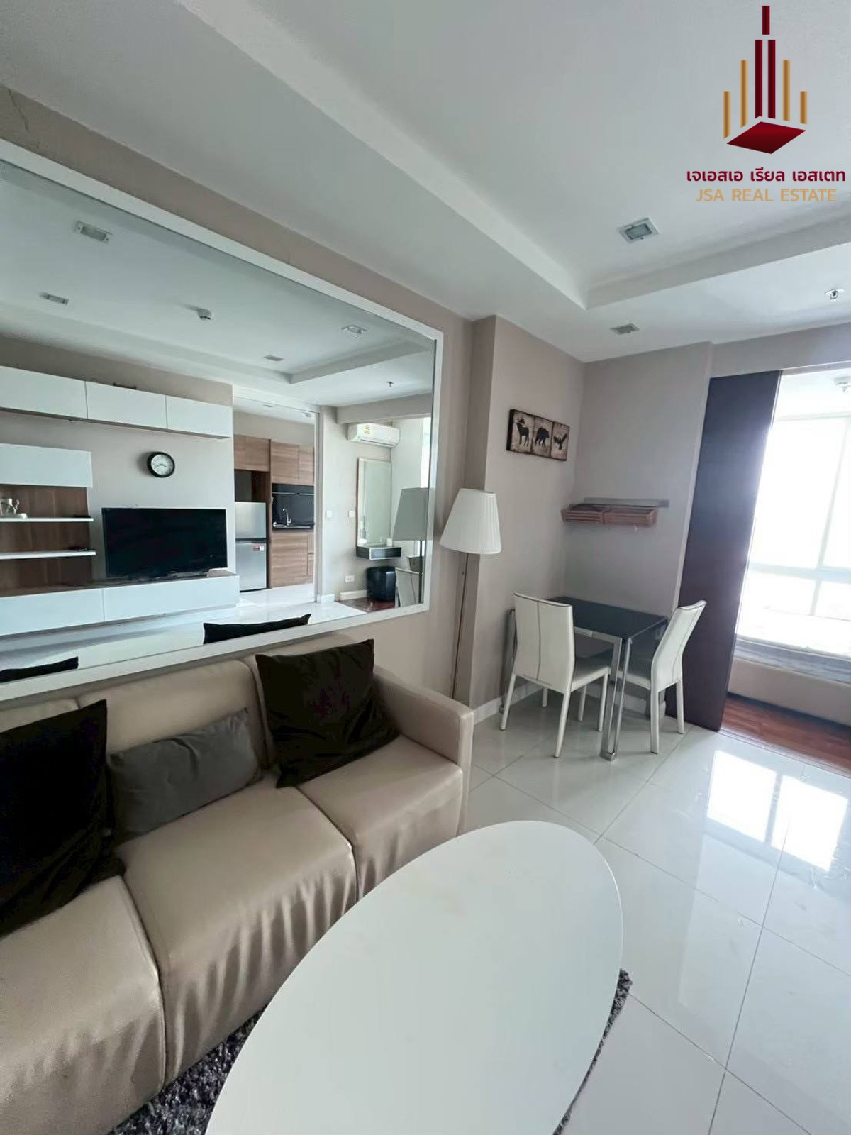 ✨ For Rent: The Metropolis Samrong Interchange Condo ✨  💰 Only 12,000 THB/month
