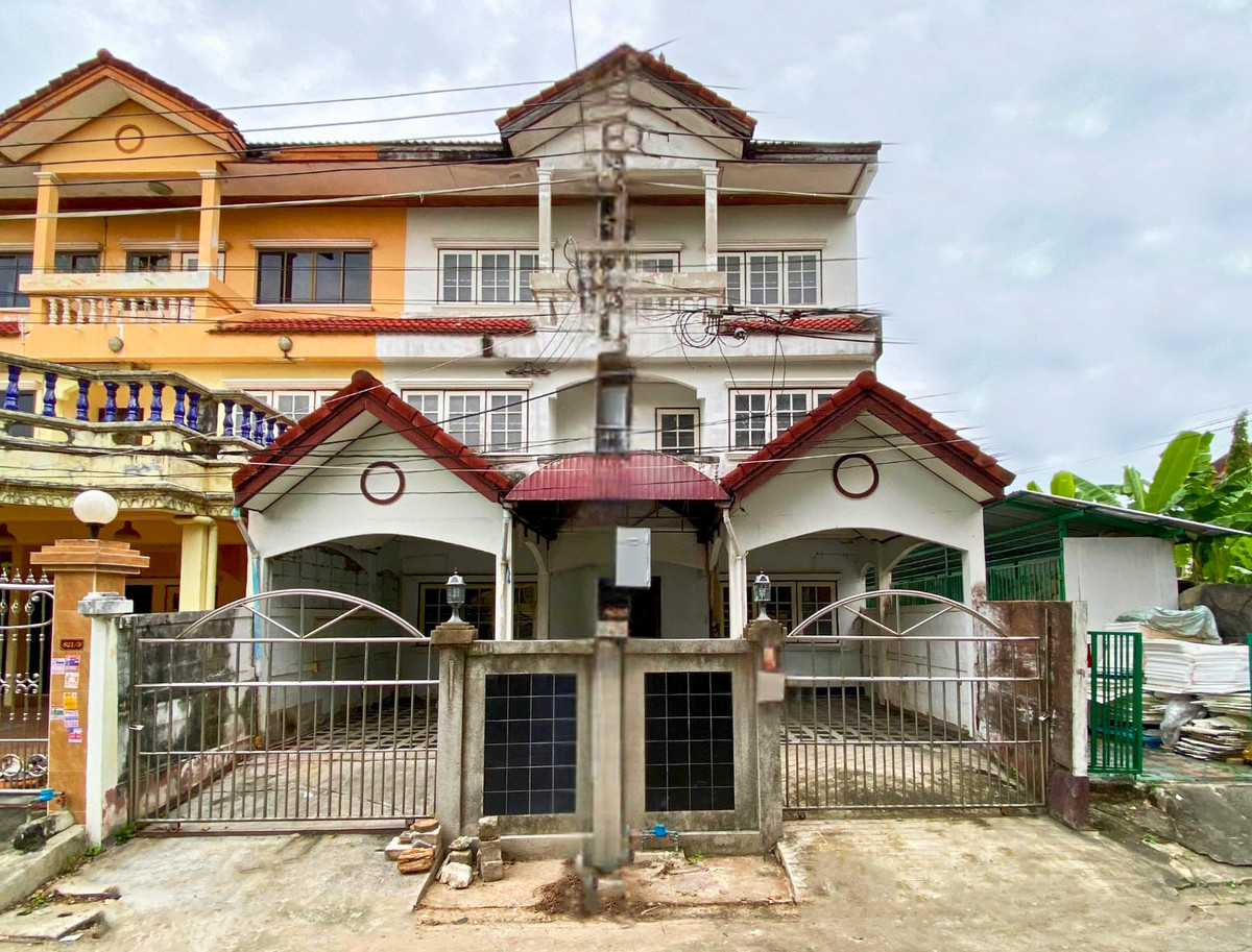 ทาวน์เฮาส์ ซอยปุณณวิถี 35 / 7 ห้องนอน (เช่า), Townhouse Soi Punnawithi 35 / 7 Bedrooms (FOR RENT) GNG074 ทาวน์เฮาส์ ซอยปุณณวิถี 35 / 7 ห้องนอน (เช่า), Townhouse Soi Punnawithi 35 / 7 Bedrooms (FOR RENT) GNG074