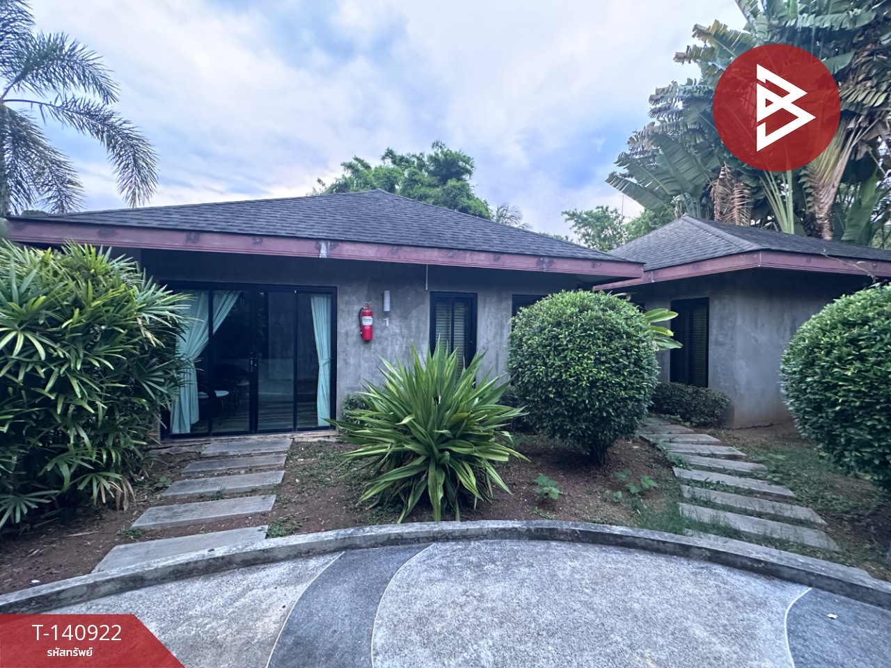 Hotel for sale with business, area 2 ngan 97 sq m, Khon San, Chaiyaphum Hotel for sale with business, area 2 ngan 97 sq m, Khon San, Chaiyaphum