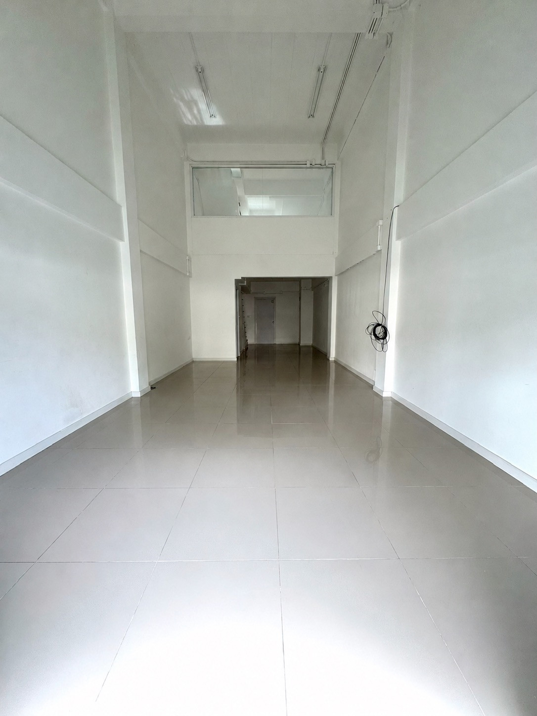 อาคารพาณิชย์ 3.5 ชั้น sena avenue คลอง 1 รังสิต-นครนายก ใกล้ฟิวเจอร์พาร์ค รังสิต – รูปที่ 2
