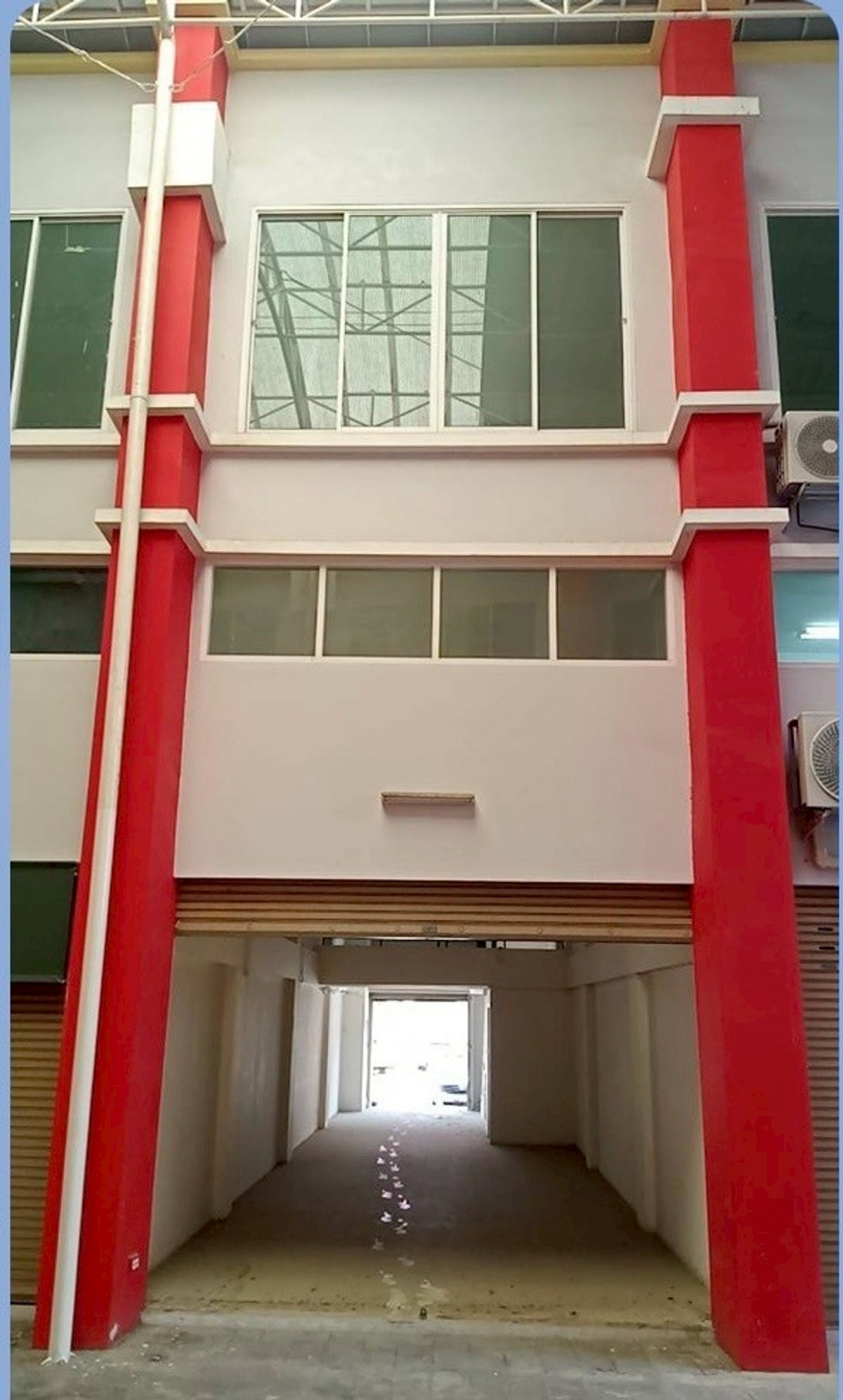 95849 - ขายอาคารพาณิชย์ 4 ชั้น สำเพ็ง 2 แขวงบางบอน เขตบางบอน กรุงเทพมหานคร