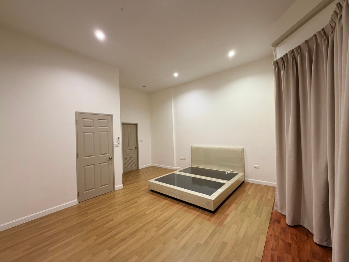 Townhome for rent, 3 and a half floors, Euro Nova On Nut-Suvarnabhumi. New in the box! Fully furnished, ready to move in, very good location. – รูปที่ 2