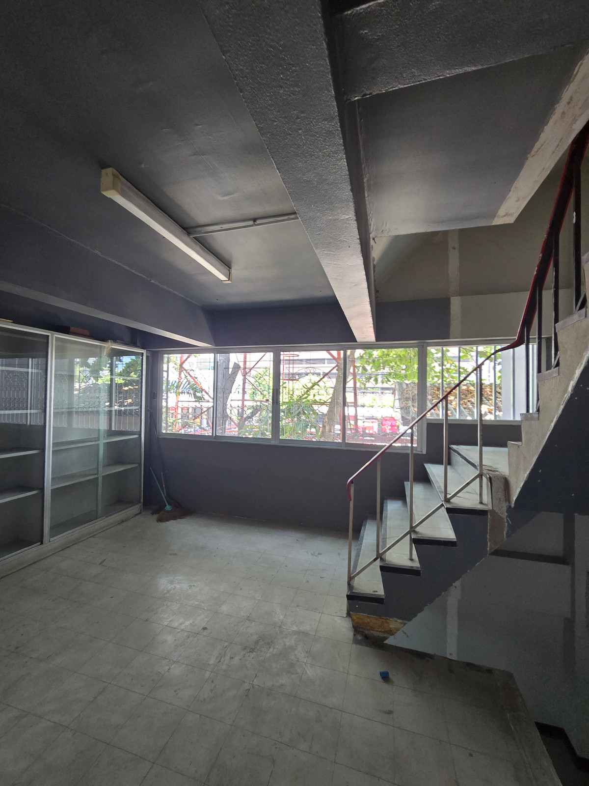   ตึกแถวให้เช่าทำเลดีใกล้ mrt สายสีม่วงและสายสีแดงสถานีบางซ่อน (เพิ่งRenovateใหม่) – รูปที่ 2