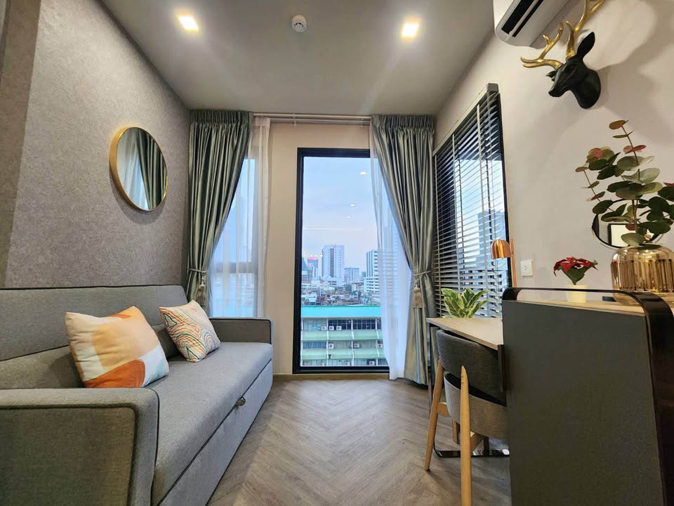 🔥ให้เช่าด่วน🔥แชปเตอร์ จุฬา - สามย่าน 2 ห้องนอน ห้องหรูแต่งครบ Fully Built-in ชั้น 9 วิวโล่ง ทิศใต้ ใกล้ MRT สามย่าน เพียง 600 ม. ใกล้จุฬาฯ พร้อมอยู่ 🔥ให้เช่าด่วน🔥แชปเตอร์ จุฬา - สามย่าน 2 ห้องนอน ห้องหรูแต่งครบ Fully Built-in ชั้น 9 วิวโล่ง ทิศใต้ ใกล้ MRT สามย่าน เพียง 600 ม. ใกล้จุฬาฯ พร้อมอยู่