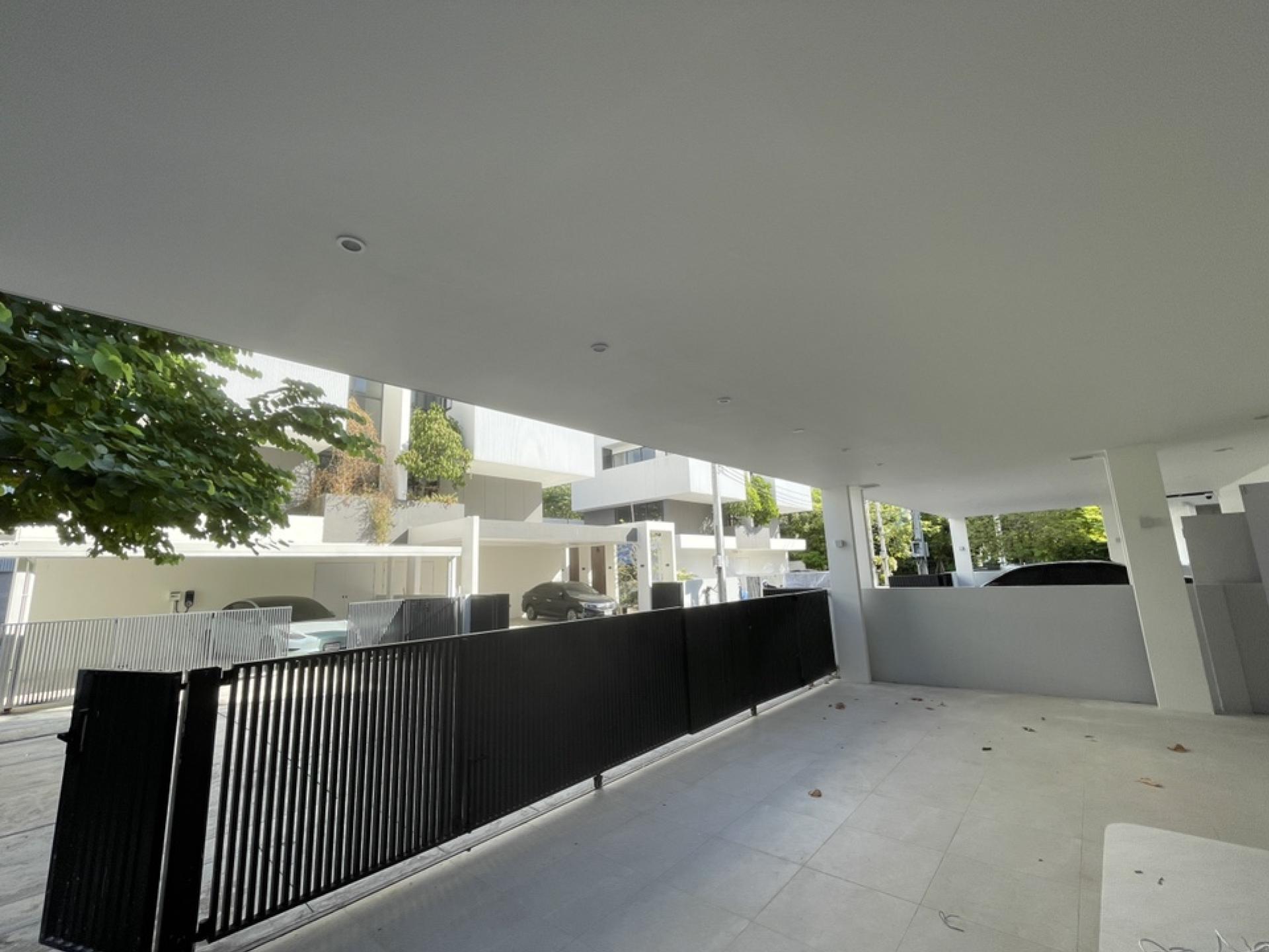 ให้เช่าhome office 3.5ชั้น ย่านวิภาวดี 41ตรว 270ตรม. Unfurnished Partial built in 3นอน 4น้ำ 3จอด – รูปที่ 2