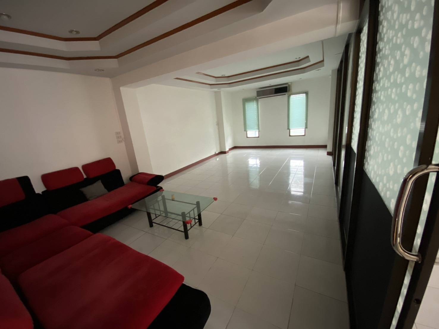 3-Storey Commercial Building (2 Connected Units) Mae Jo, on the main road in a busy community area, perfect for business . – รูปที่ 4