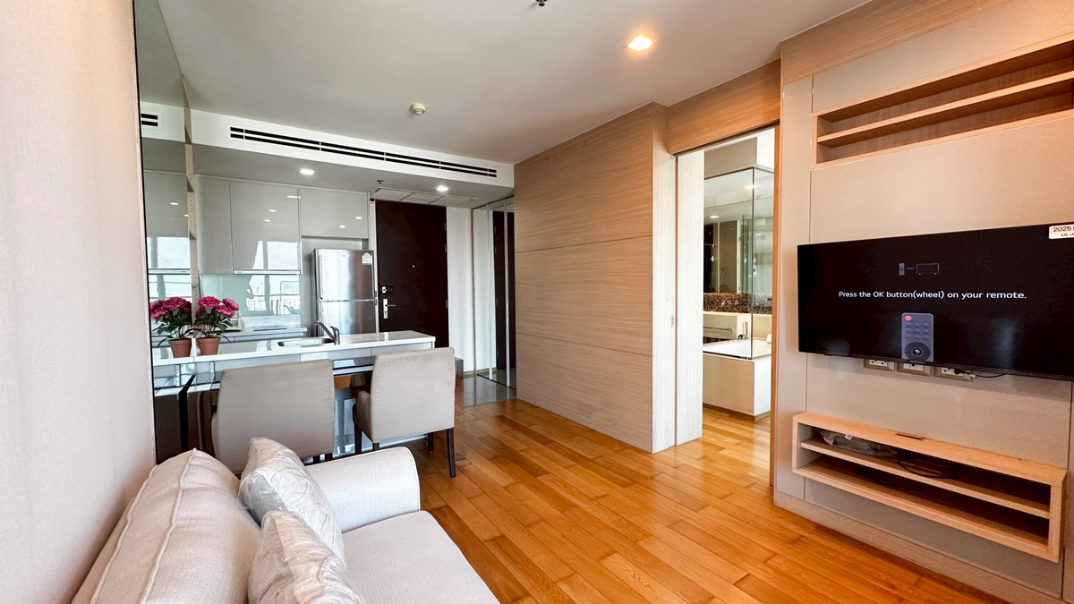 Luxury condo for rent, The Address Asoke, in the heart of Asoke, beautiful city view, 34th floor. Luxury condo for rent, The Address Asoke, in the heart of Asoke, beautiful city view, 34th floor.