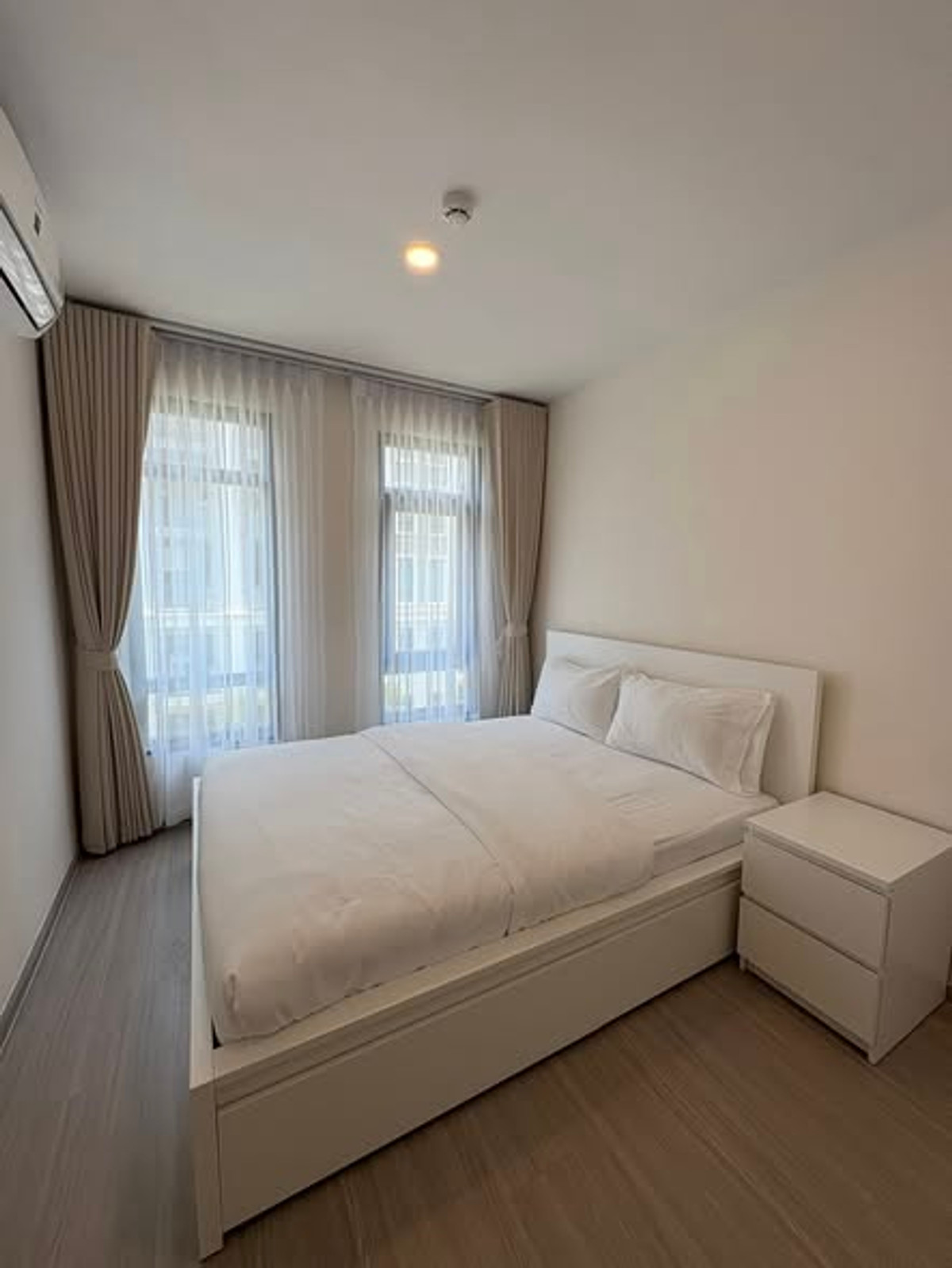 🔥Fully renovated condo for sale near MRT Rama 9. Beautifully decorated unit with brand-new 🔥Fully renovated condo for sale near MRT Rama 9. Beautifully decorated unit with brand-new