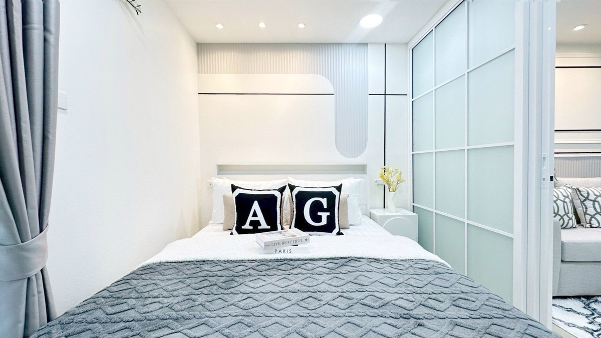 🌟 Ready to move in 🌟 >>แฮปปี้ คอนโด รัชดา18<< จะไม่ให้แฮปปี้สมชื่อได้ยังไง ? ครบ เครื่อง ขนาดนี้ ใกล้ MRTสุทธิสาร , เซ็นทรัลพระราม9 ห้องกว้าง เฟอร์ครบ !? – รูปที่ 3