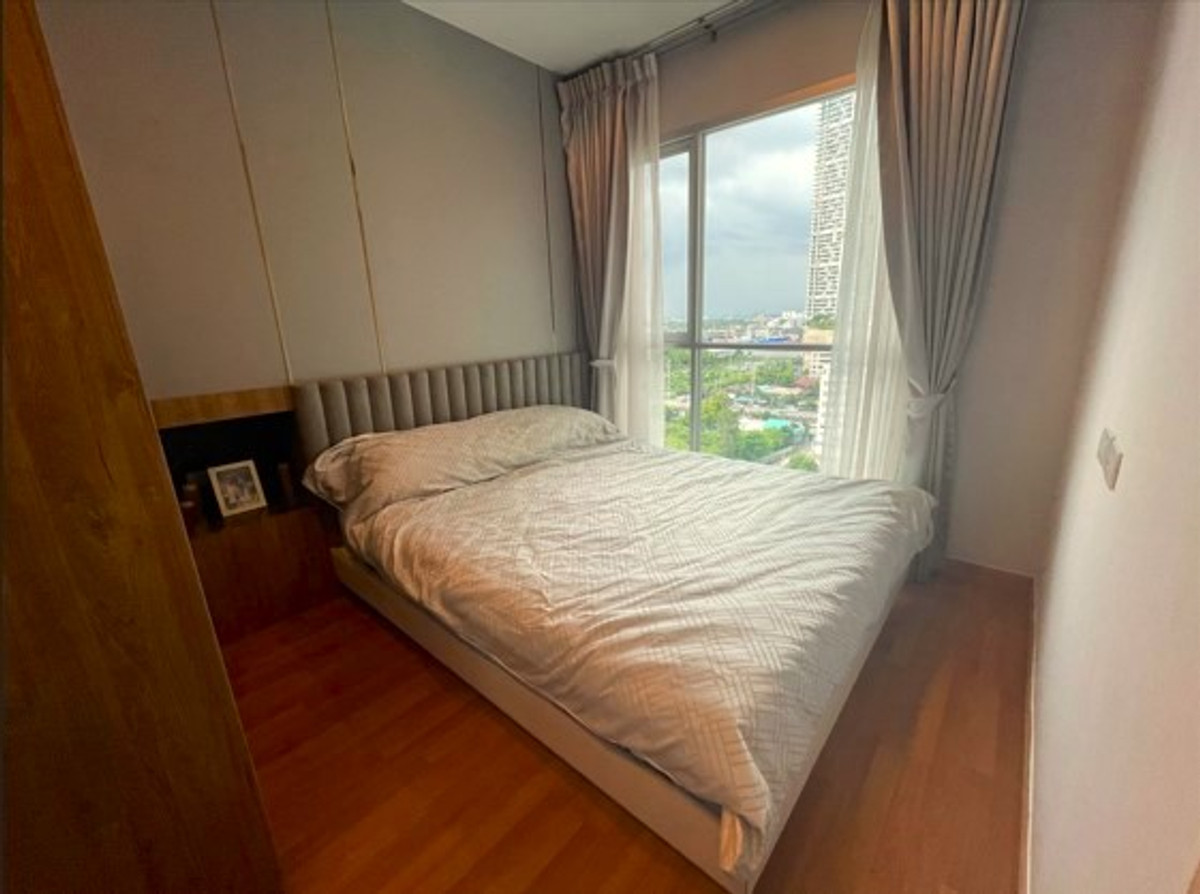 Condo for sale, Chao Phraya River view, Lumpini Place Rama 3 Riverine Condo, size 39 sq m., fully furnished, ready to move in, convenient travel to Rama 3, Sathu Pradit, Silom, Sathorn,