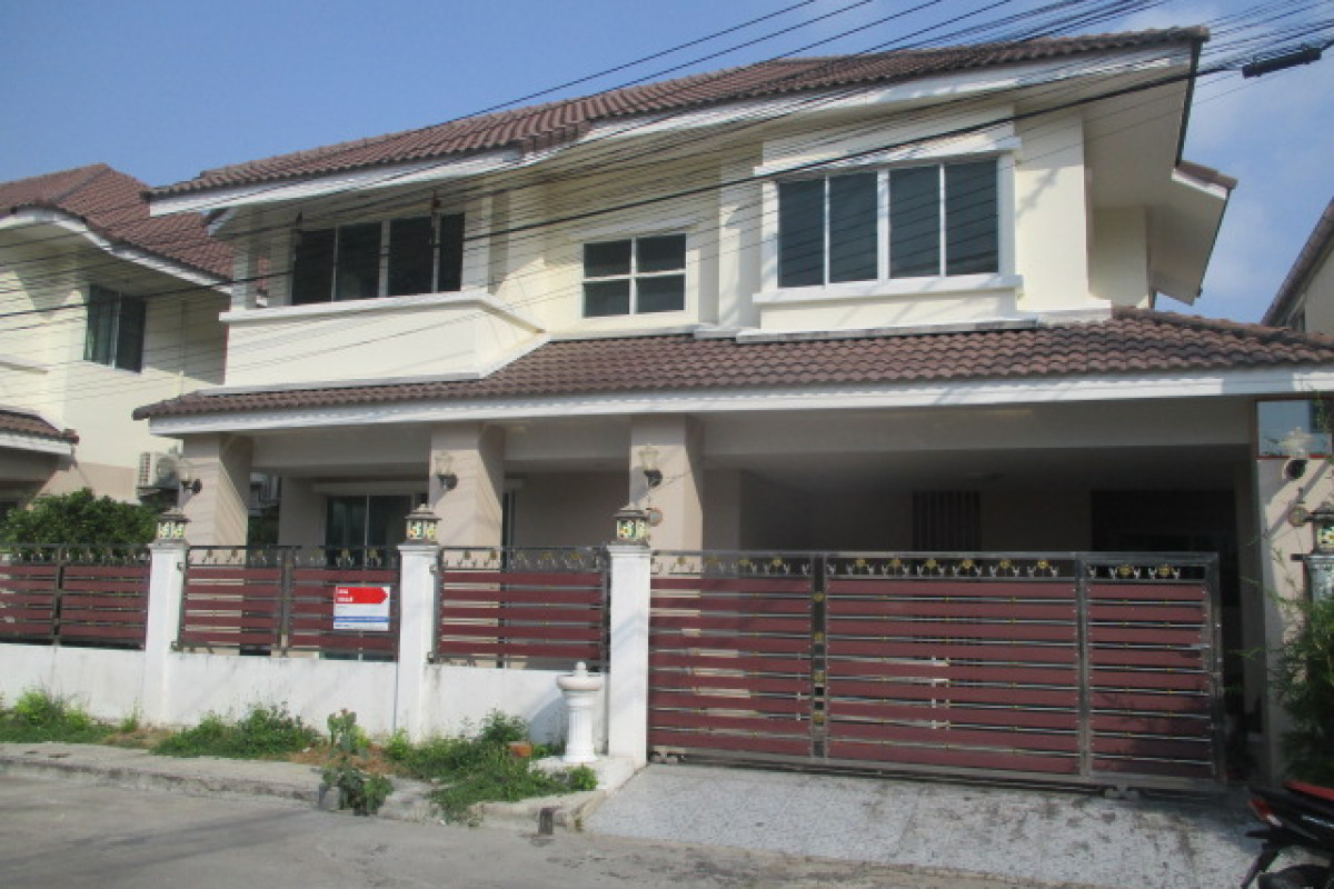 Modern Town Ekkachai Modern Town Ekkachai