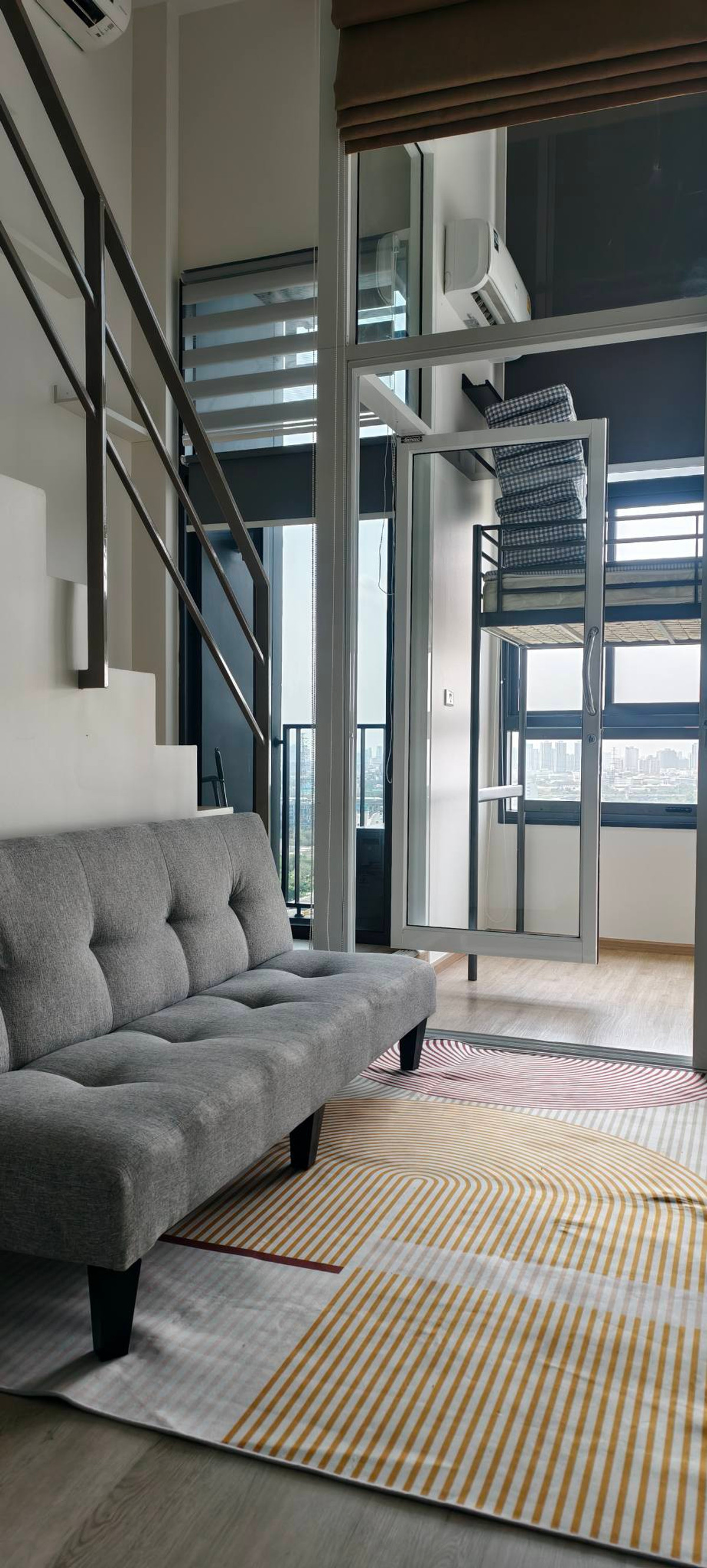 For Rent : Ideo new rama9 Duplex 1ห้องนอน 1ห้องน้ำ ห้องสวย เฟอร์นิเจอร์ครบ พร้อมเข้าอยู่ For Rent : Ideo new rama9 Duplex 1ห้องนอน 1ห้องน้ำ ห้องสวย เฟอร์นิเจอร์ครบ พร้อมเข้าอยู่