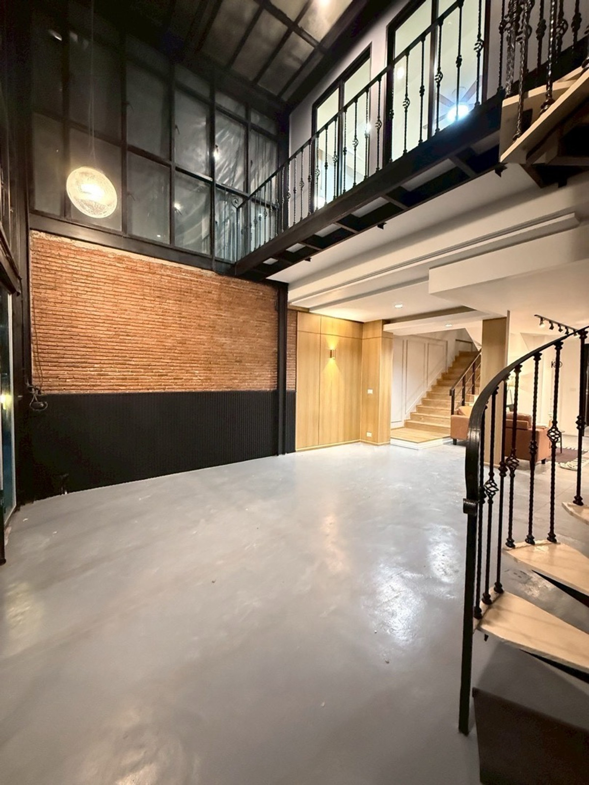 ตามหาใหม่☺️
ทาวน์โฮม3ชั้น สไตล์ Garage House เพียง 5.69ลบ.  – รูปที่ 4