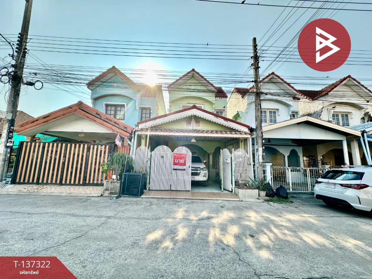 Semi-detached house for sale, Nanthawan Village, Sent 2 (Nanthawan Sent2), Bangkok. Semi-detached house for sale, Nanthawan Village, Sent 2 (Nanthawan Sent2), Bangkok.