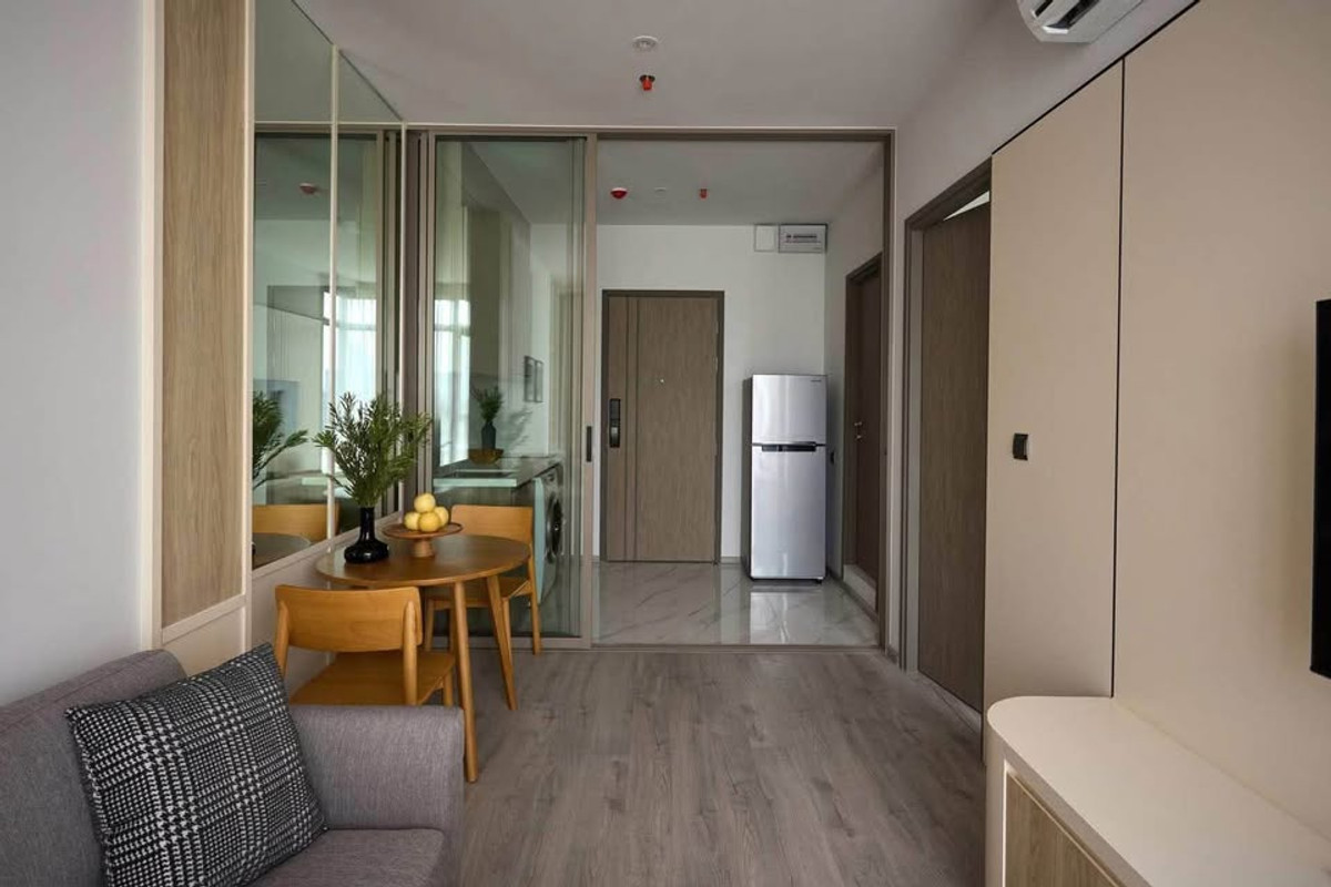 Condo for Rent – Rhythm Ekkamai Estate | 1 Bed | 35 sqm | Floor 12 | Ekkamai | 36,000 THB/month | Line: @979ywrvr | Ref: P0008 Condo for Rent – Rhythm Ekkamai Estate | 1 Bed | 35 sqm | Floor 12 | Ekkamai | 36,000 THB/month | Line: @979ywrvr | Ref: P0008