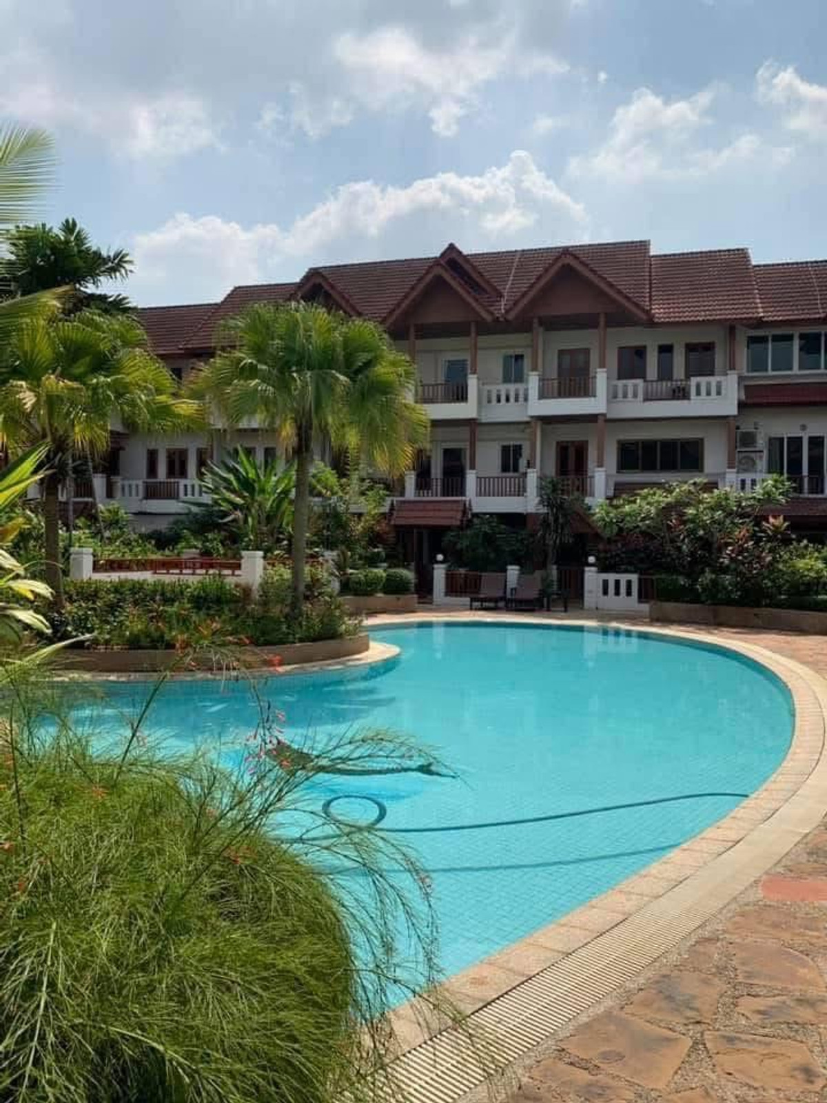 4 storey House for rent Villa Sukhumvit 49 near BTS Promphong with 4 bedroom