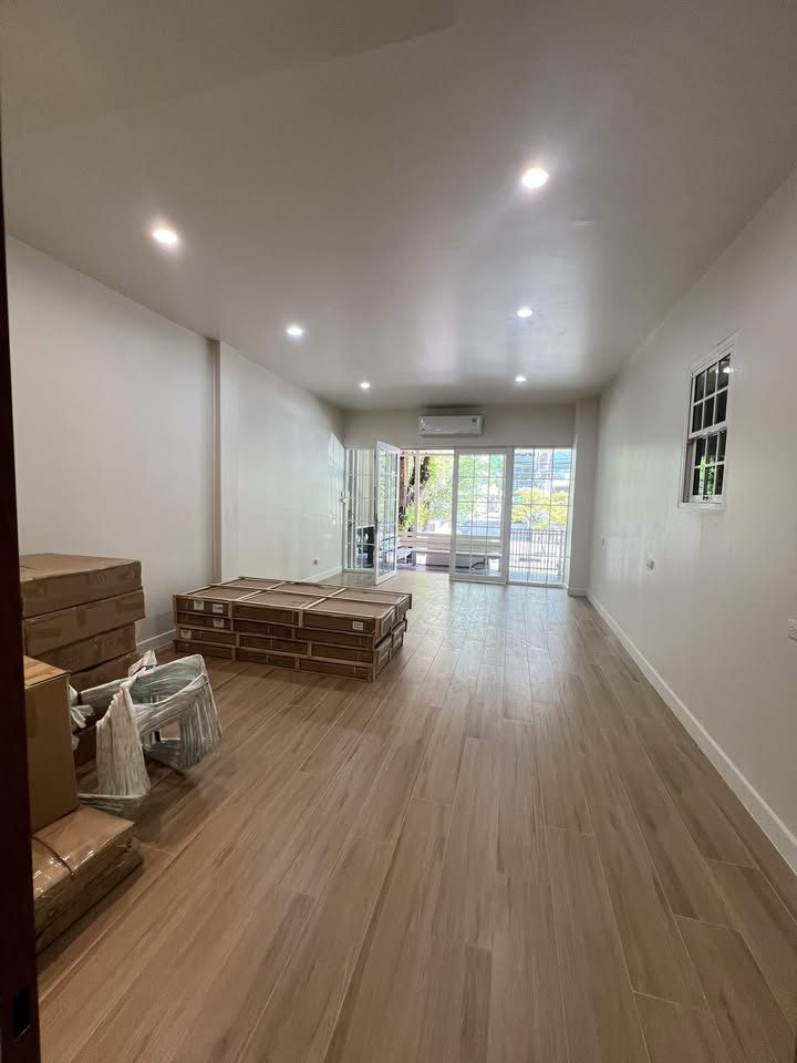 Home Office 4 ชั้น ให้เช่า พร้อมเข้าอยู่  พระราม 9 ซอย 7 – ถนนทวีมิตร ใกล้แยก อสมท.   – รูปที่ 4
