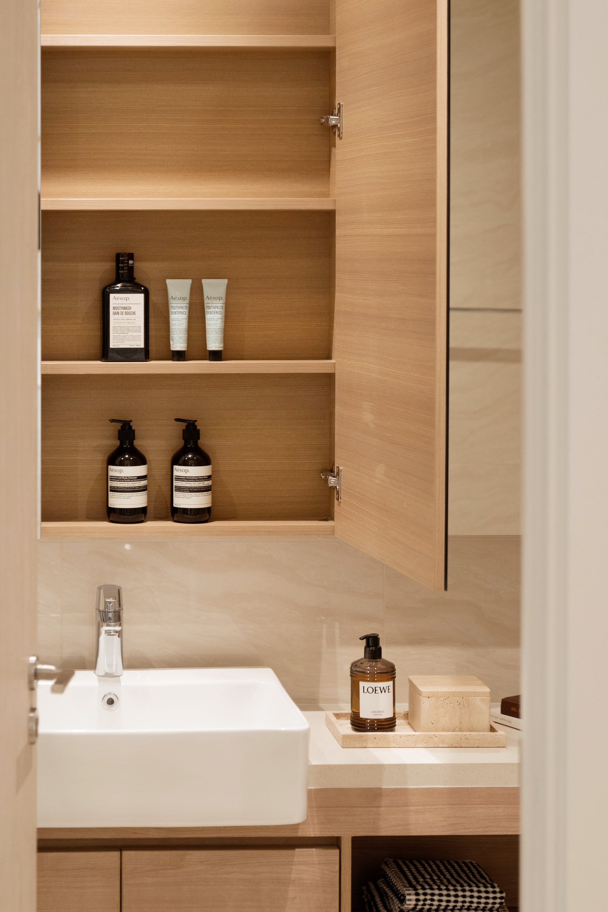ห้องใหม่แต่งครบ Noble Form Thonglor วิวโล่ง พร้อมอยู่ – รูปที่ 4