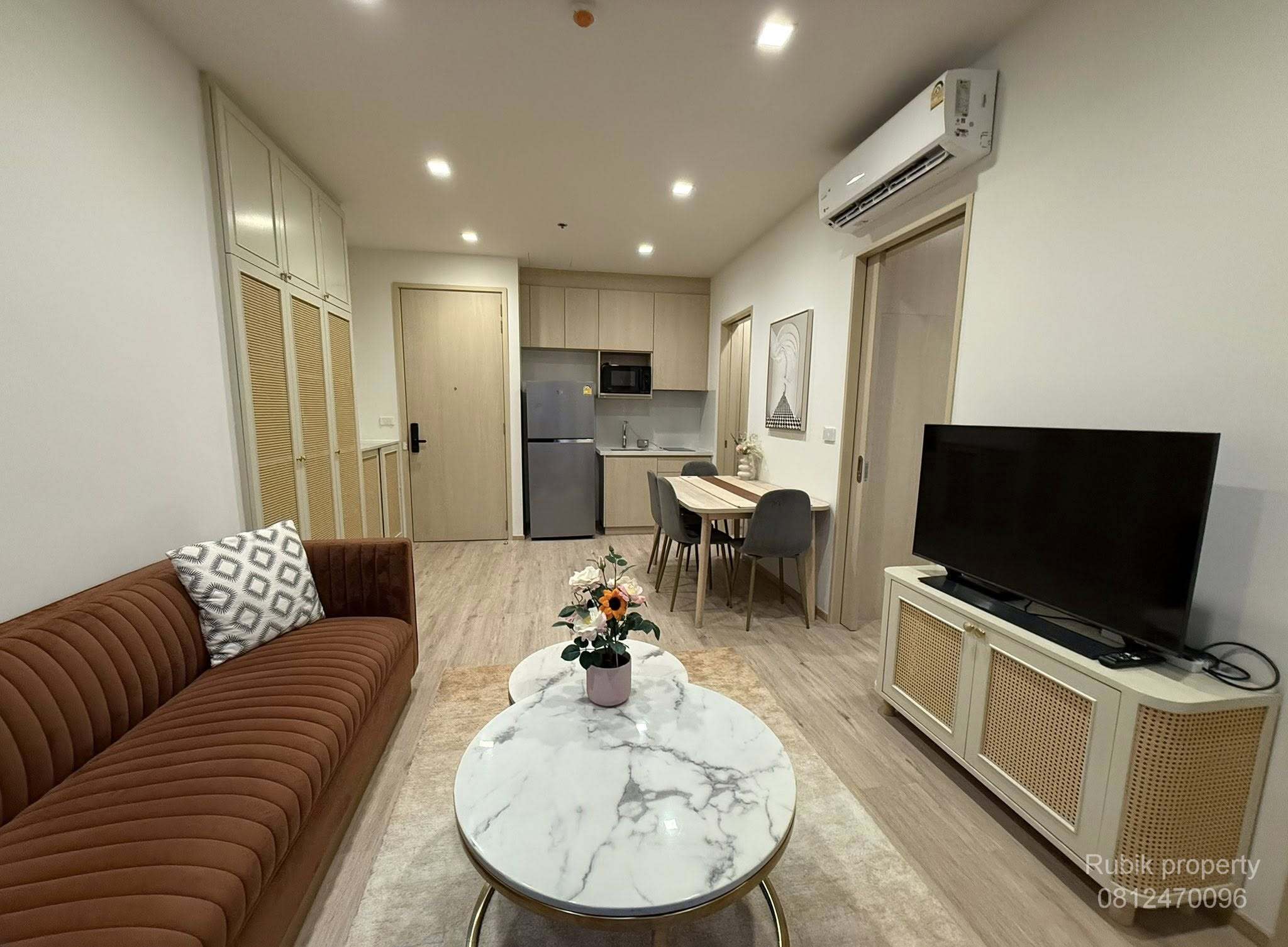 🏙️✨ For Rent | Noble State 39 ✨🏙️ Luxury condo in the heart of Phrom Phong. Large corner room, decorated in Modern Classic, ready to move in 🌿 RB1988
