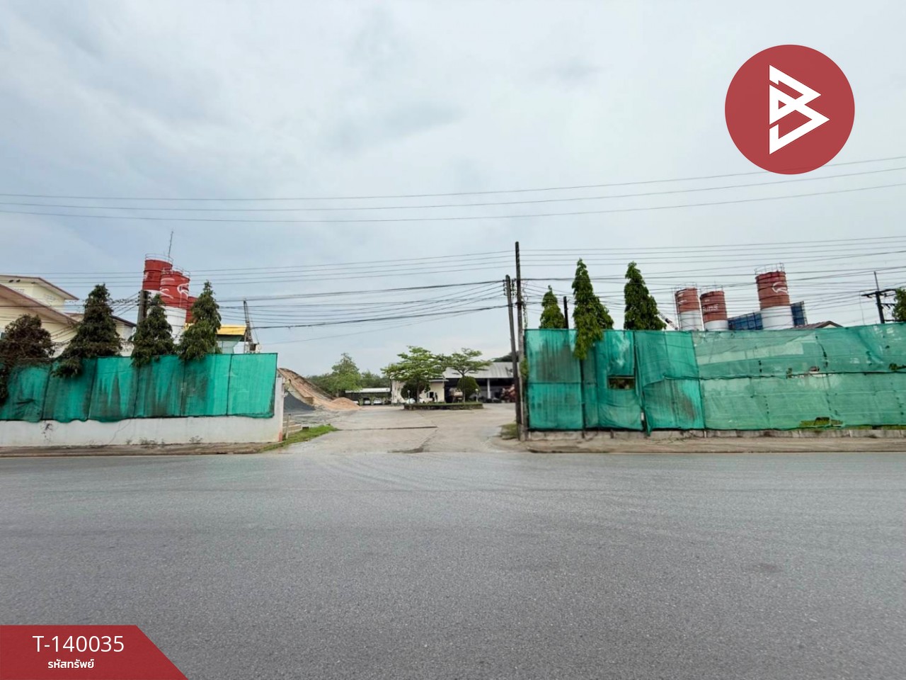 Land for sale with buildings, area 5 rai 3 ngan 79.8 sq m, Phlapphla Subdistrict, Chanthaburi Province.