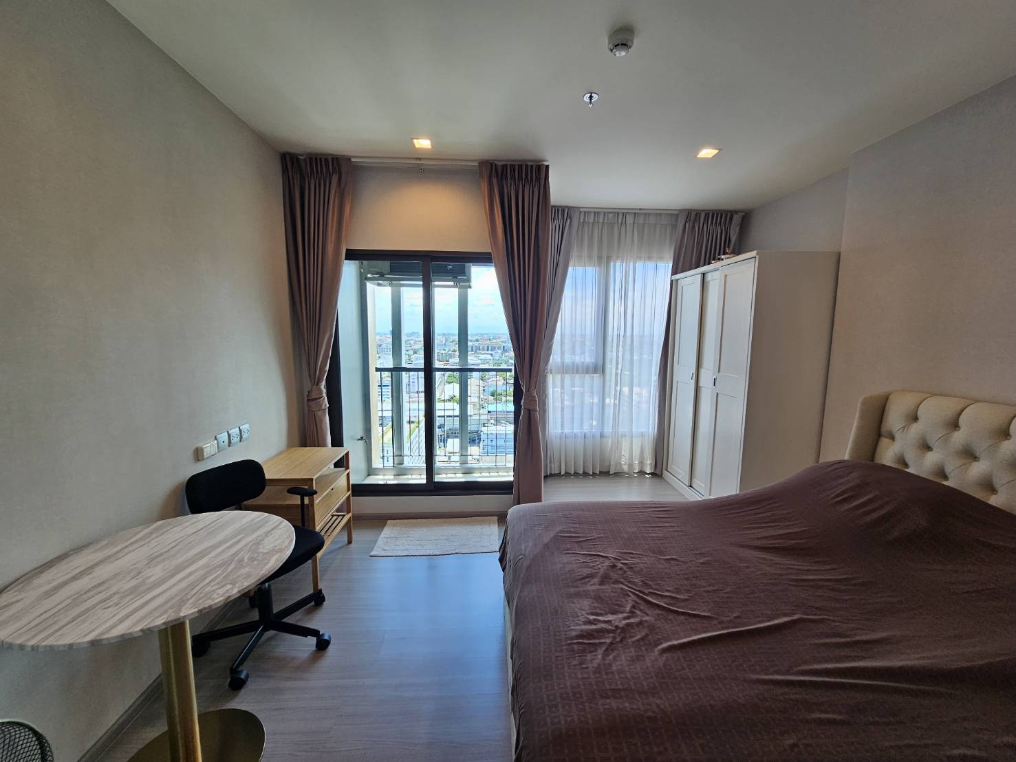 For SALE: LIFE Sukhumvit 62, Studio room, 24.98 sq m, 21st floor, near BTS Bang Chak For SALE: LIFE Sukhumvit 62, Studio room, 24.98 sq m, 21st floor, near BTS Bang Chak