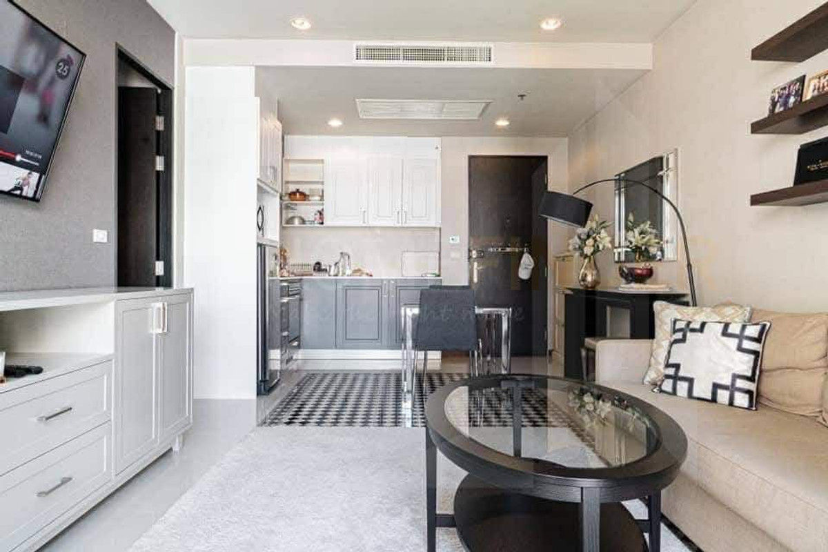 Luxury Living in Chidlom area The Address Chidlom 58 sqm The best price offered 🔥 Luxury Living in Chidlom area The Address Chidlom 58 sqm The best price offered 🔥