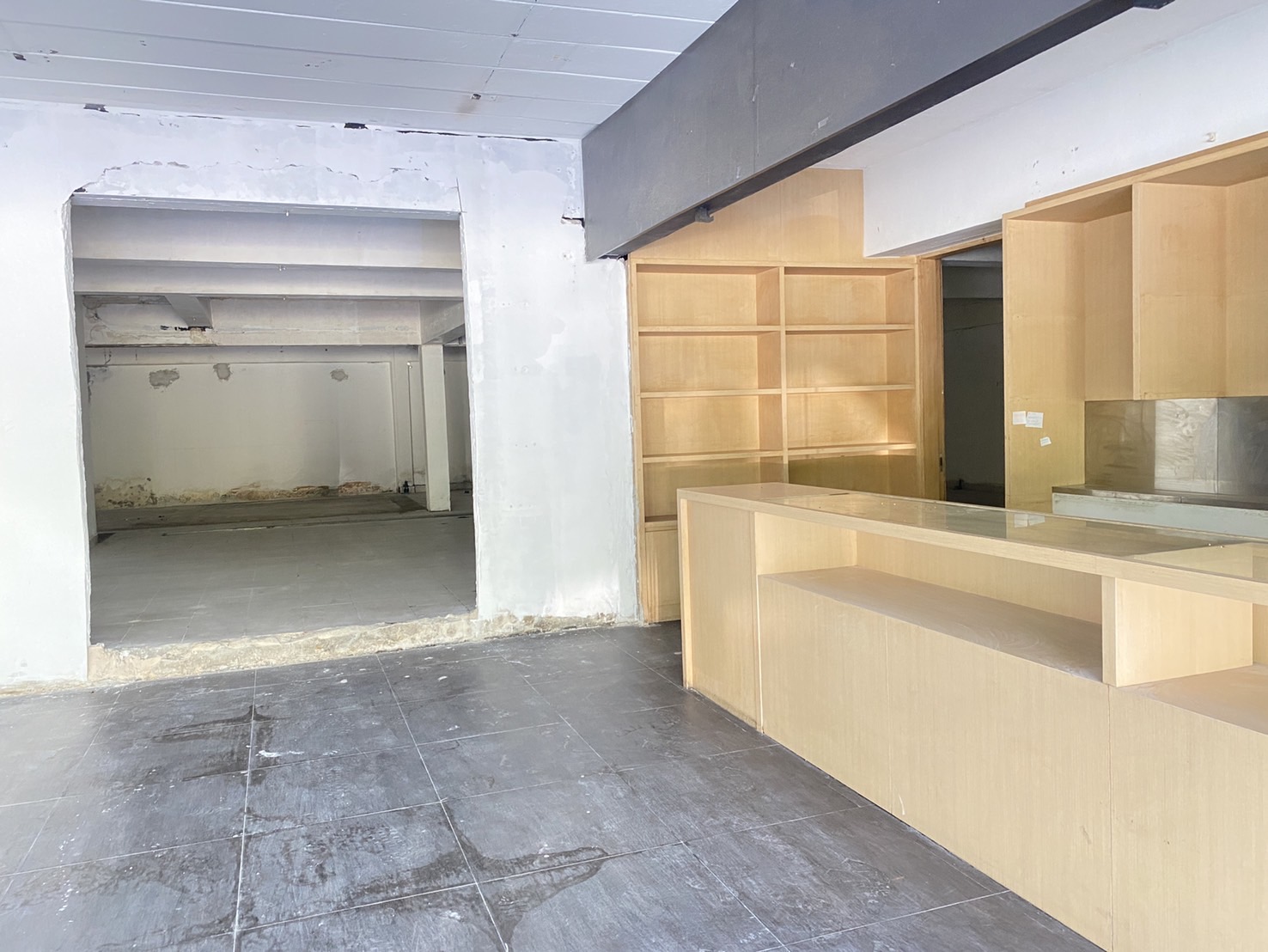 Space for Rent in Thonglor 3-Minute from BTS Ideal for Restaurant Space for Rent in Thonglor 3-Minute from BTS Ideal for Restaurant